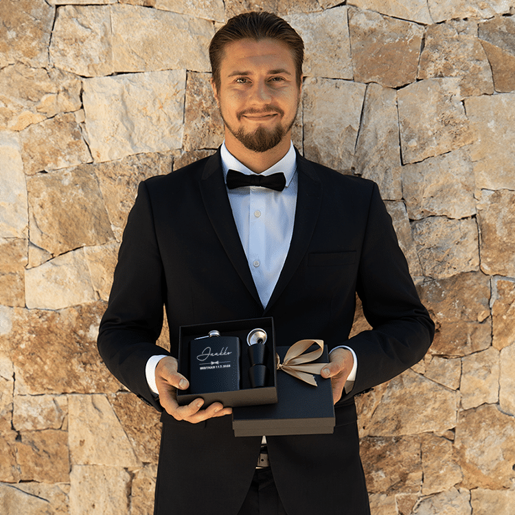 Taskumattisetti kaiverruksella, bestman - Image 3