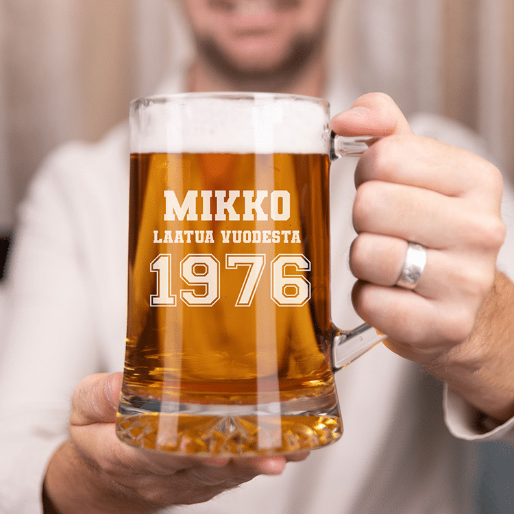 Oluttuoppi kaiverruksella, sport