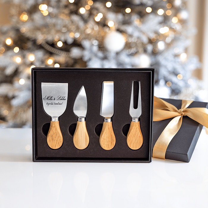 Juustoveitset kaiverruksella, joulu