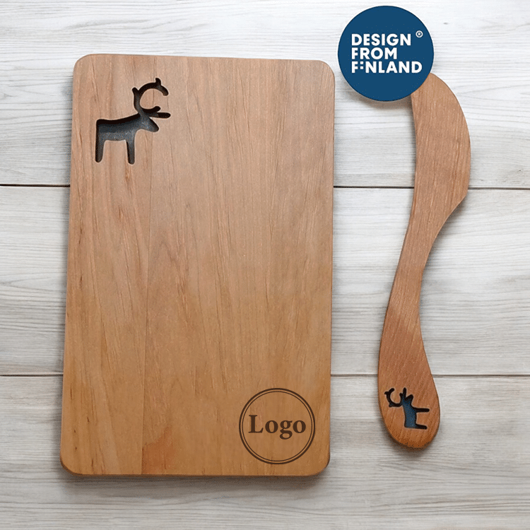 Puinen Poro leipälautanen ja voiveitsi -lahjasetti