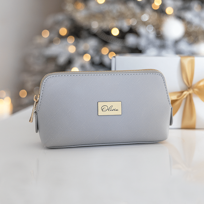 Meikkilaukku nimellä