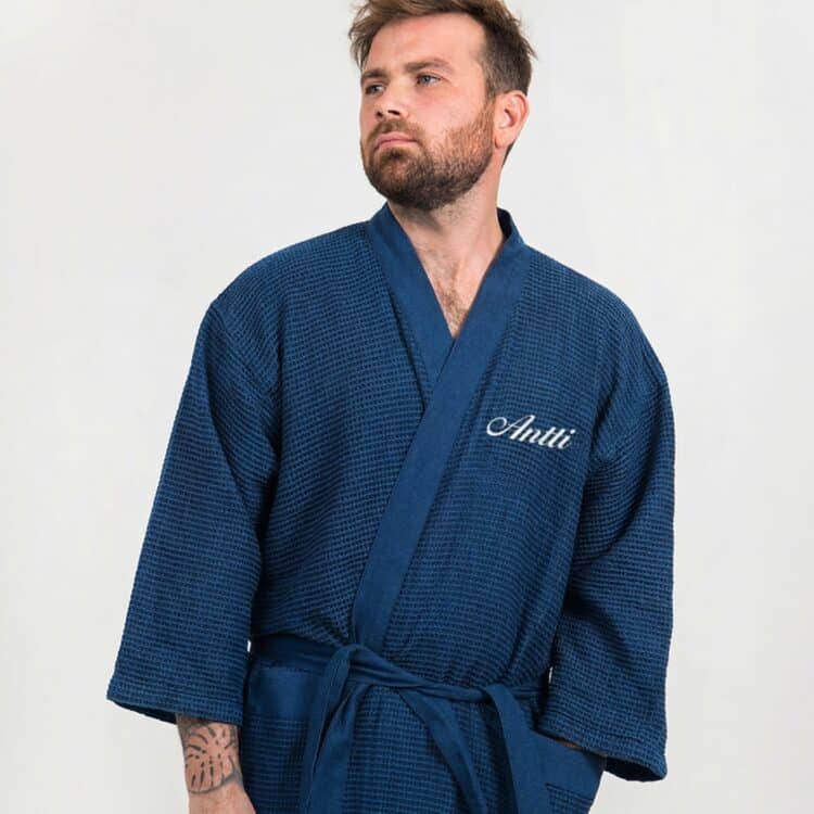 Rento saunatakki nimellä