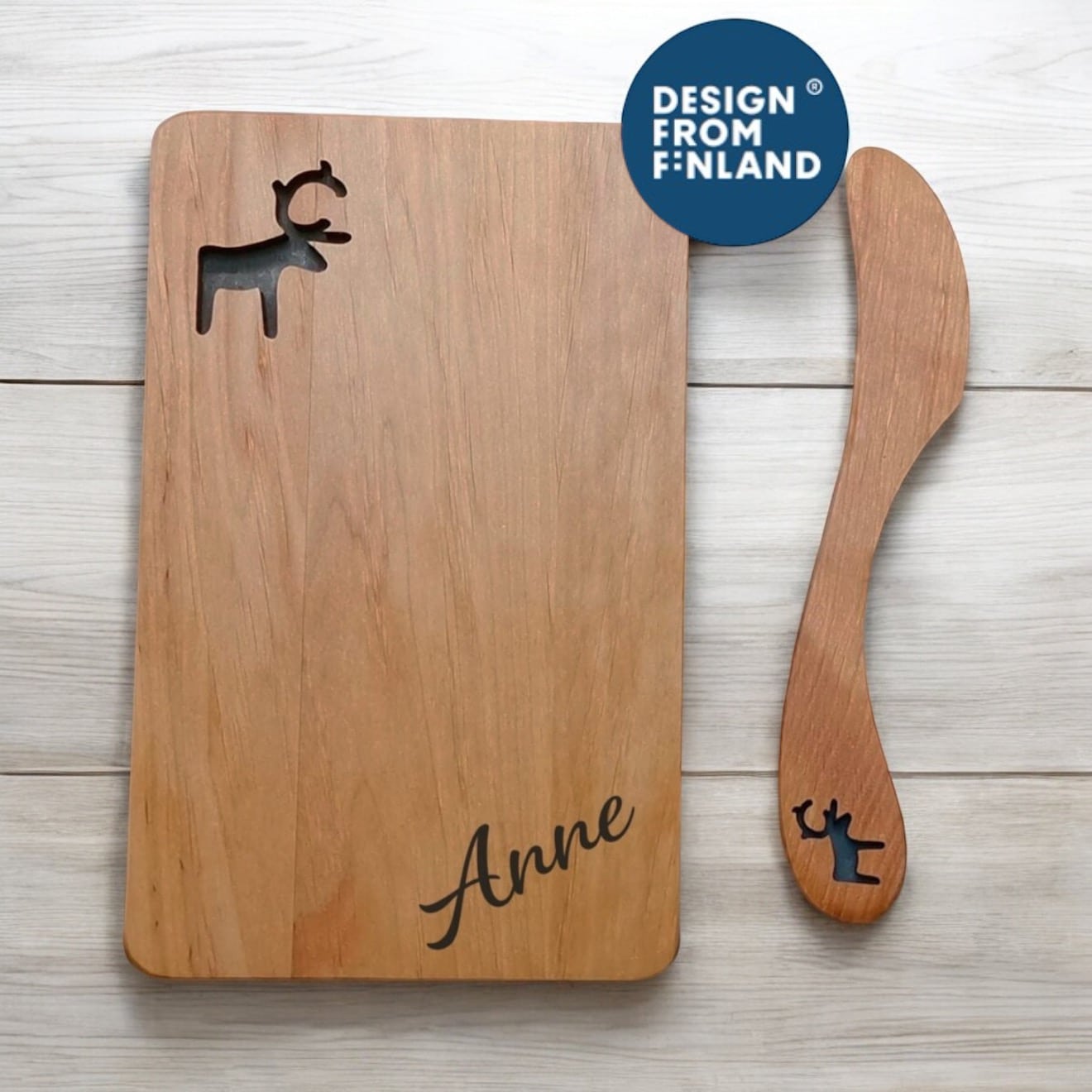 Puinen Poro leipälautanen ja voiveitsi -lahjasetti - Image 2