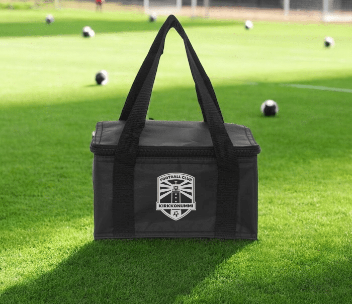 Kylmälaukku joukkueen logolla