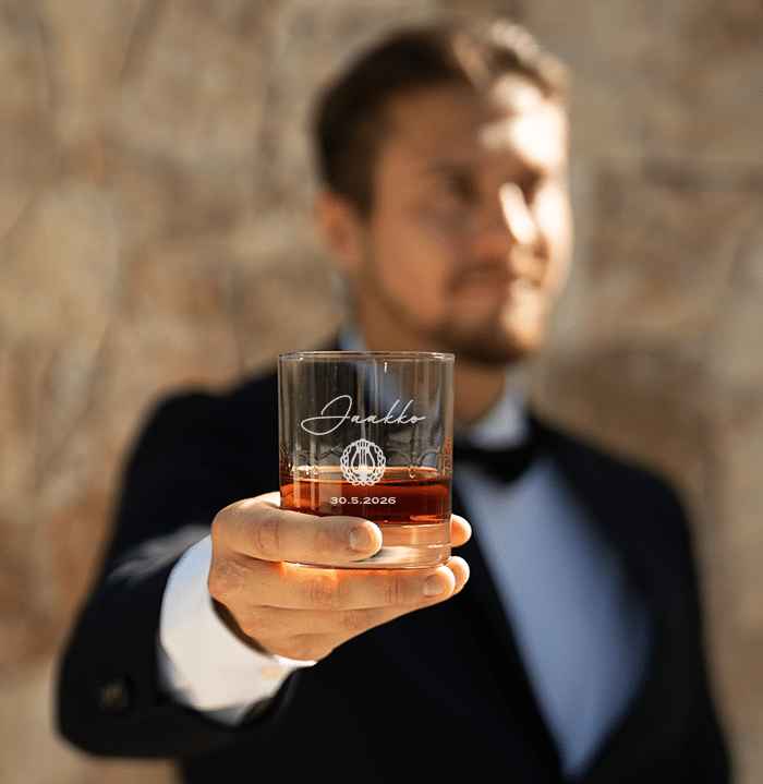 Viskilasi kaiverruksella, lyyra - Image 2