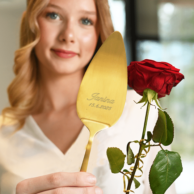 Kakkulapio kaiverruksella, rippilahja