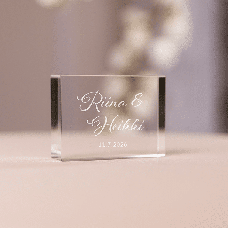 Kaiverrettu lasikoriste