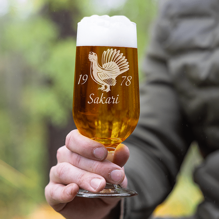 Olutlasi – Oma eräeläin ja kaiverrus