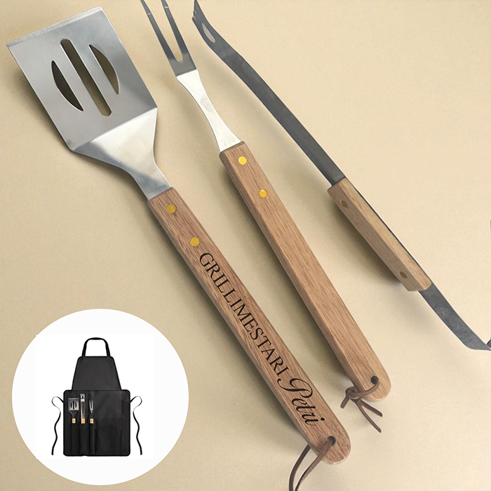 Grillaussetti kaiverruksella