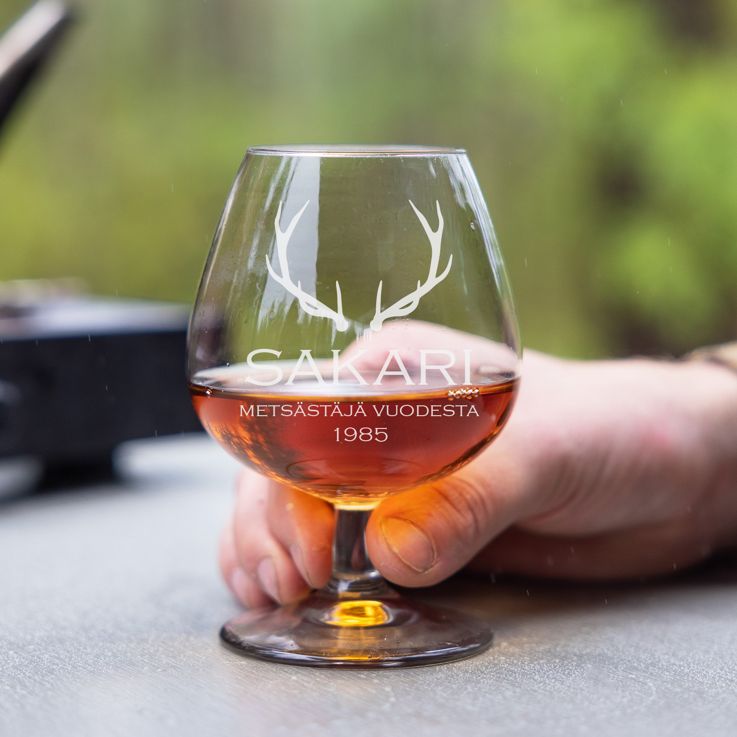 Konjakkilasi – Sarvet