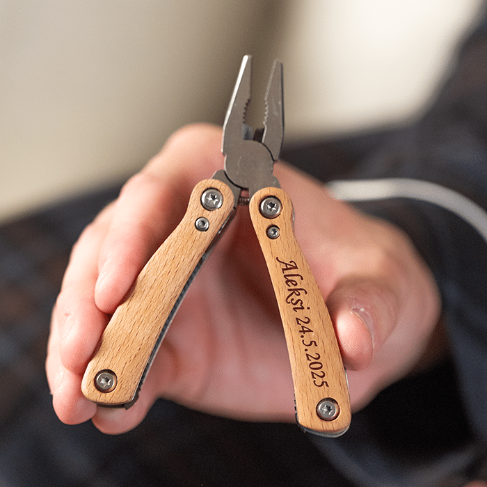 Monitoimityökalu kaiverruksella - Image 2