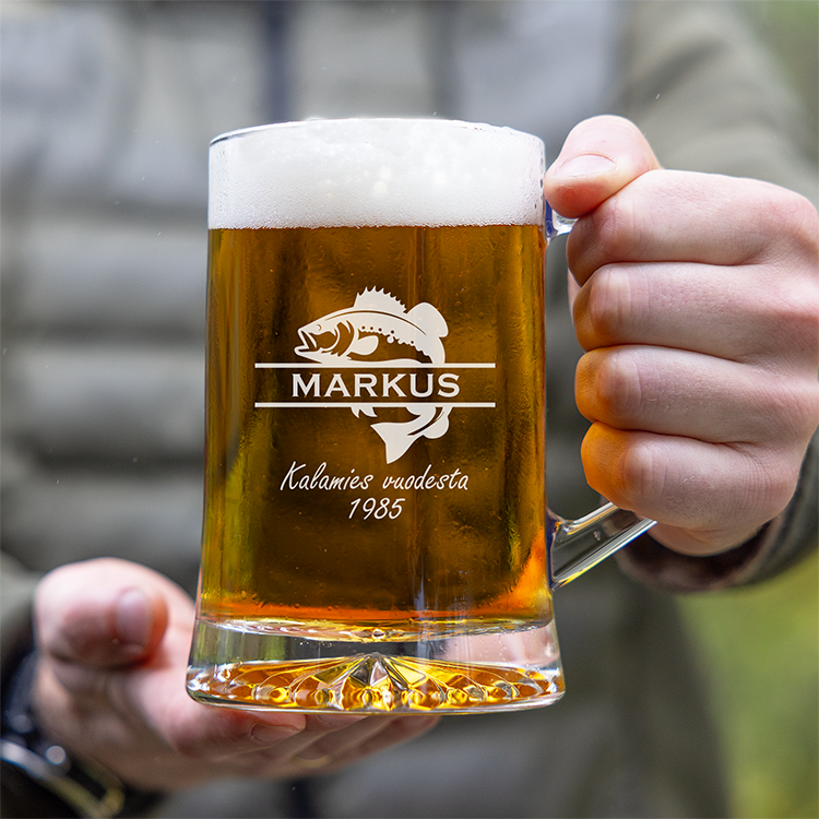 Oluttuoppi kaiverruksella, kalastus