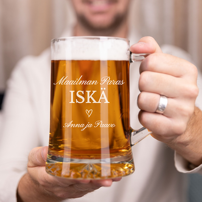 Oluttuoppi kaiverruksella, isälle