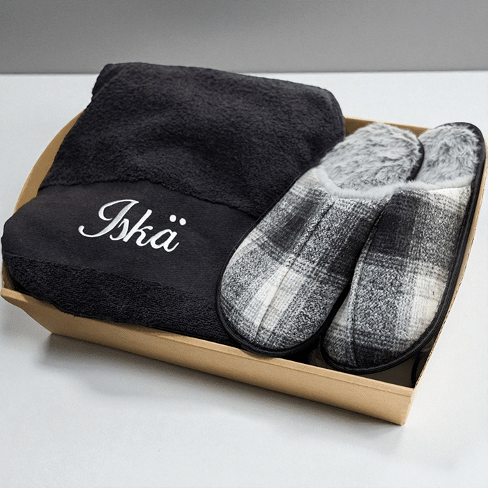 Saunapyyhe & Tohvelit -lahjasetti - Image 2