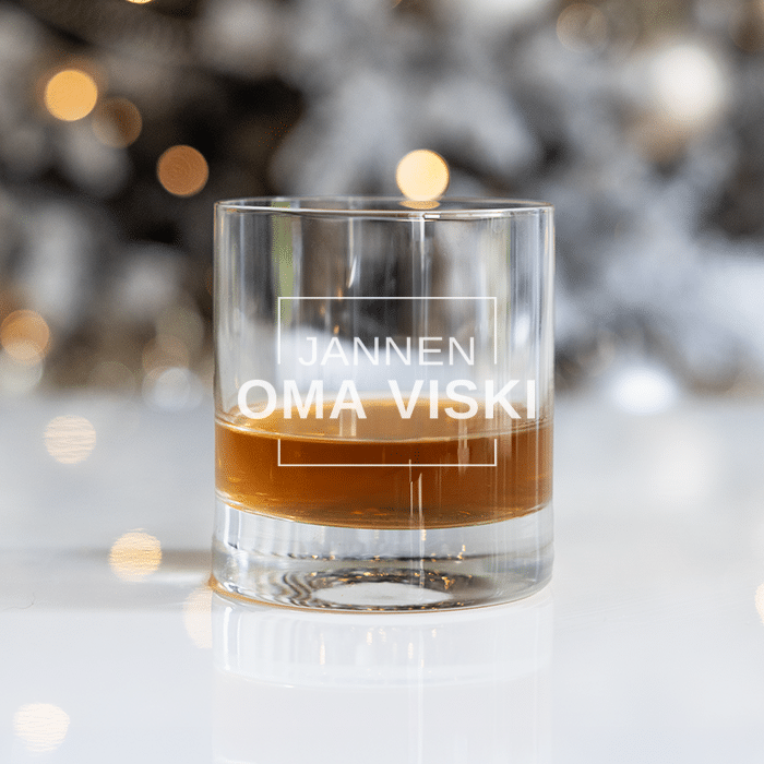 Viskilasi kaiverruksella, joulu