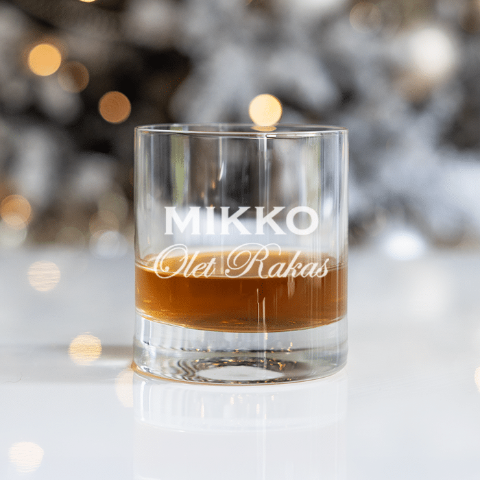 Viskilasi kaiverruksella, joulu