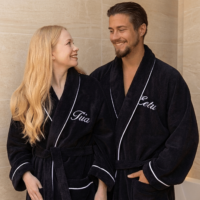 Deluxe kylpytakit nimillä