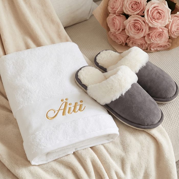 Pyyhe ja tohvelit -lahjasetti